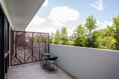 Sage Hotel James Street - Accommodation Cairns 9