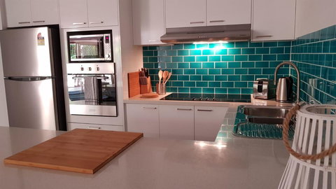 Sanctuary Beach Retreat - Accommodation Cairns 8