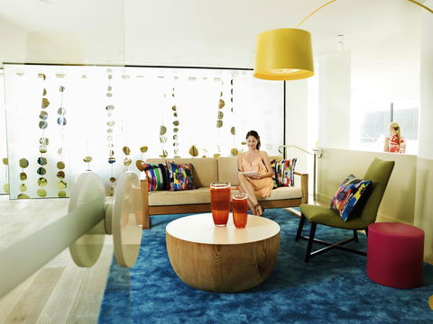 QT Gold Coast - Accommodation Cairns 19