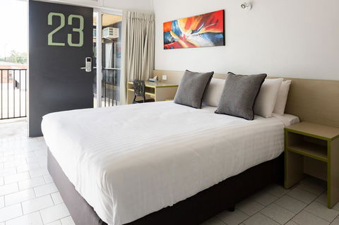 Nightcap At Emerald Star Hotel - Accommodation Cairns 37
