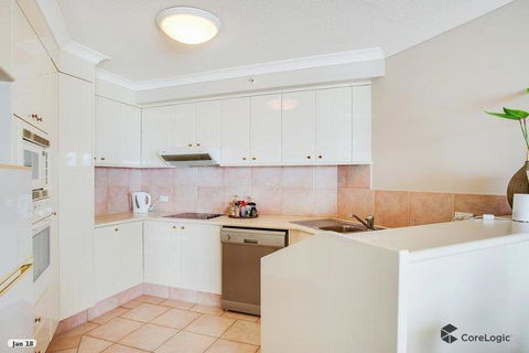 APR Private SUITES MOROC By The Beach - Accommodation Cairns 27