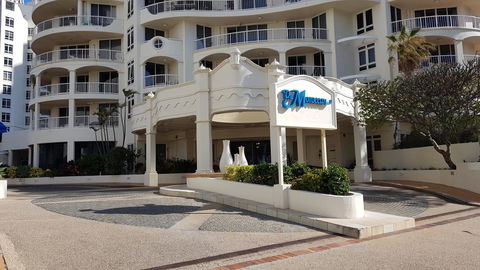 APR Private SUITES MOROC By The Beach - Accommodation Cairns 7