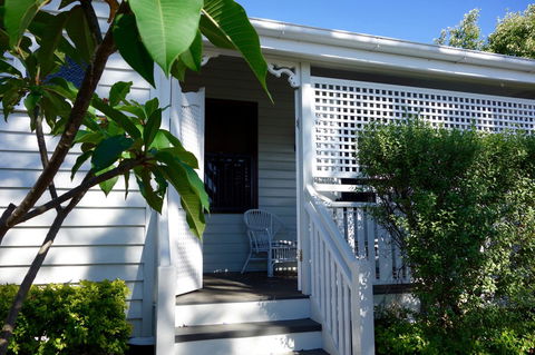 Frangipani House - Accommodation Cairns 1