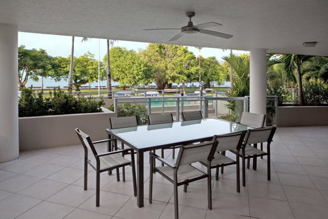 Vision Apartments - Accommodation Cairns 2
