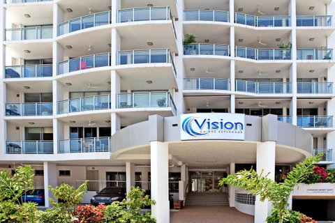 Vision Apartments - Accommodation Cairns 13