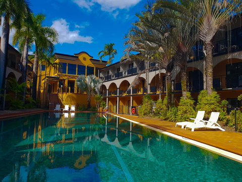 Palm Royale Cairns - Accommodation Cairns 5