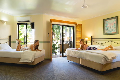Palm Royale Cairns - Accommodation Cairns 22
