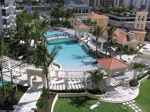 Towers Of Chevron - Private Apartment - Accommodation Cairns 8