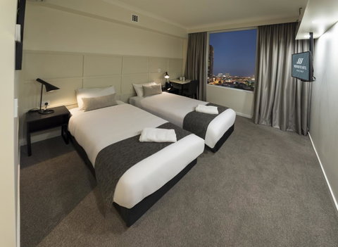 Woodroffe Hotel - Accommodation Cairns 12