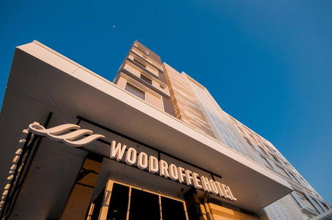 Woodroffe Hotel - Accommodation Cairns 19