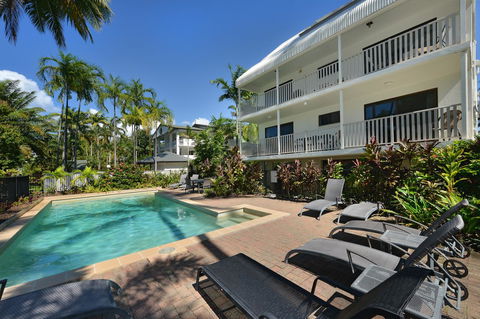 Seascape Holidays - Tropical Reef Apartments - Accommodation Cairns 25