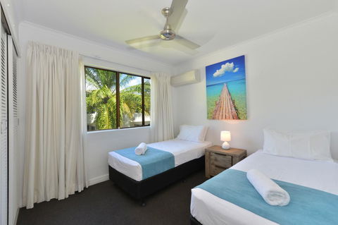 Seascape Holidays - Tropical Reef Apartments - Accommodation Cairns 16