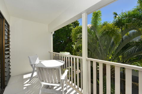 Seascape Holidays - Tropical Reef Apartments - Accommodation Cairns 23