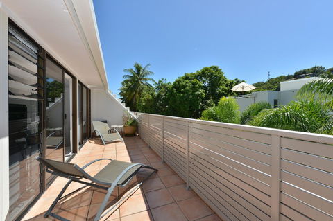 Seascape Holidays - Tropical Reef Apartments - Accommodation Cairns 21