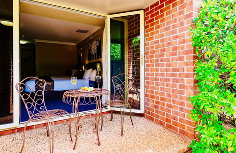 Ambassador On Ruthven - Accommodation Cairns 17