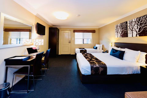 Ambassador On Ruthven - Accommodation Cairns 22