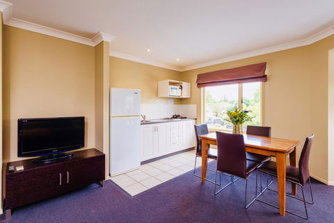 Ambassador On Ruthven - Accommodation Cairns 27