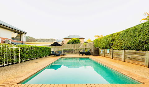 Ambassador On Ruthven - Accommodation Cairns 7
