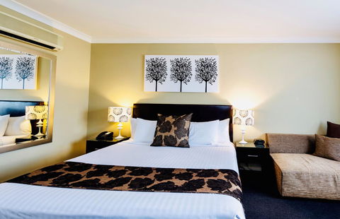 Ambassador On Ruthven - Accommodation Cairns 14
