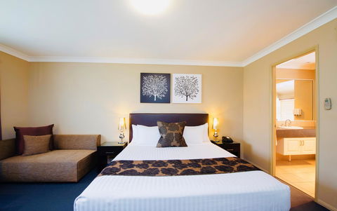 Ambassador On Ruthven - Accommodation Cairns 16