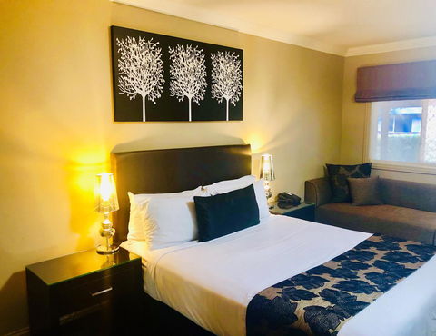 Ambassador On Ruthven - Accommodation Cairns 40