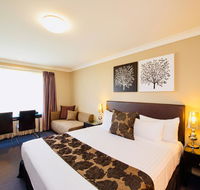 Best Western Plus Ambassador On Ruthven Motor Inn - Accommodation Cairns