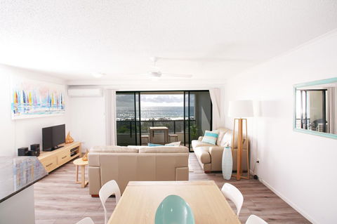 San Marino By The Sea Apartments - Accommodation Cairns 16