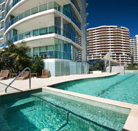 Reflection on the Sea - Accommodation Cairns