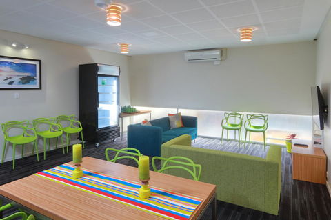 Palm Beach Hotel - Accommodation Cairns 10