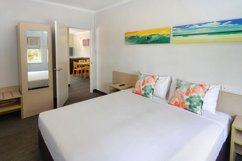 Palm Beach Hotel - Accommodation Cairns 18