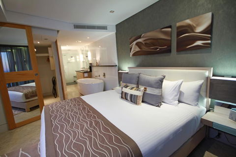 Oceans Mooloolaba - Accommodation Cairns 14
