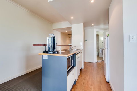 Central Cosmo Apartment Hotel - Accommodation Cairns 10