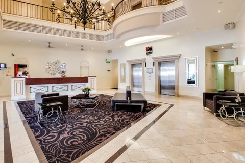 Central Cosmo Apartment Hotel - Accommodation Cairns 3