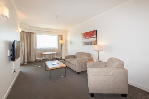 Central Cosmo Apartment Hotel - Accommodation Cairns 16