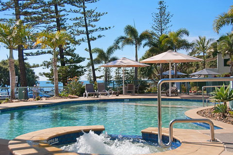 The Norfolks On Moffat Beach - Accommodation Cairns 15
