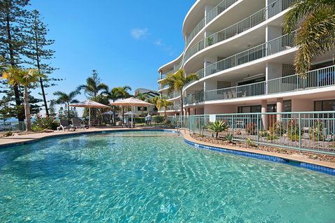 The Norfolks On Moffat Beach - Accommodation Cairns 14