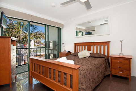 The Norfolks On Moffat Beach - Accommodation Cairns 32