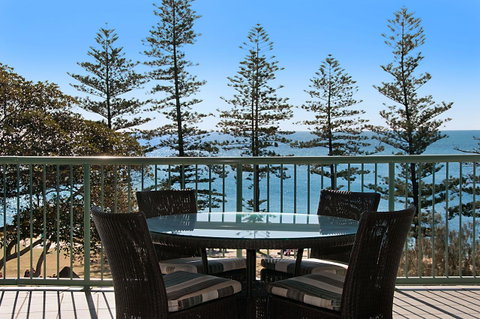 The Norfolks On Moffat Beach - Accommodation Cairns 16