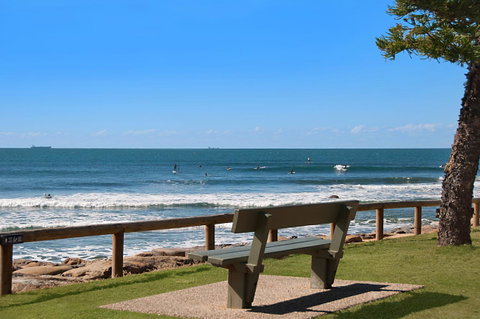 The Norfolks On Moffat Beach - Accommodation Cairns 8