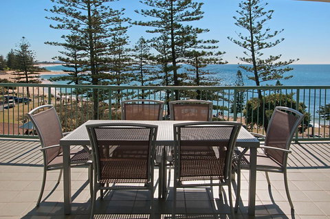 The Norfolks On Moffat Beach - Accommodation Cairns 19