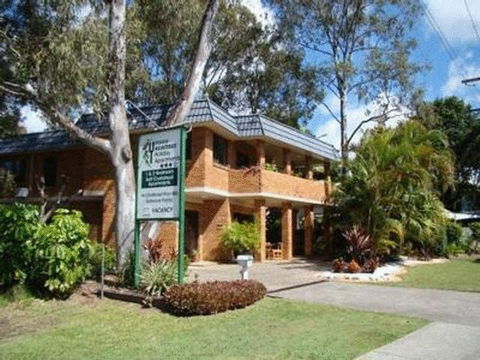 Noosa Yallambee Holiday Apartments - Accommodation Cairns 1