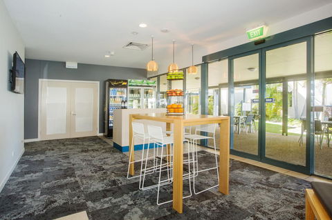 Mantra Hervey Bay - Accommodation Cairns 7