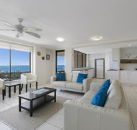 Burgess  Kings Beach Apartments - Accommodation Cairns