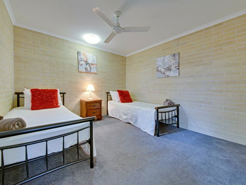 Murray Street Apartments - Accommodation Cairns 42