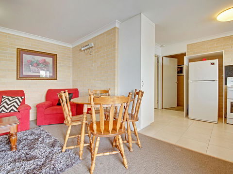 Murray Street Apartments - Accommodation Cairns 10