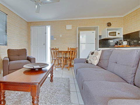 Murray Street Apartments - Accommodation Cairns 35