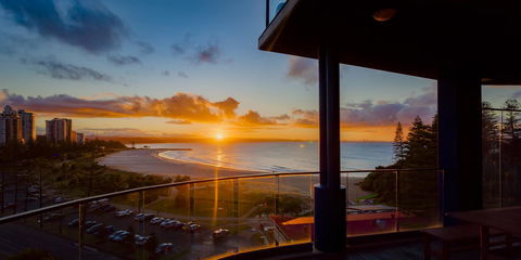 Komune Resort And Beach Club Greenmount Beach - Accommodation Cairns 10
