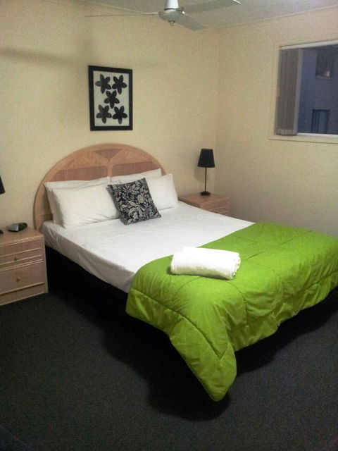 Champelli Palms Apartments - Accommodation Cairns 19