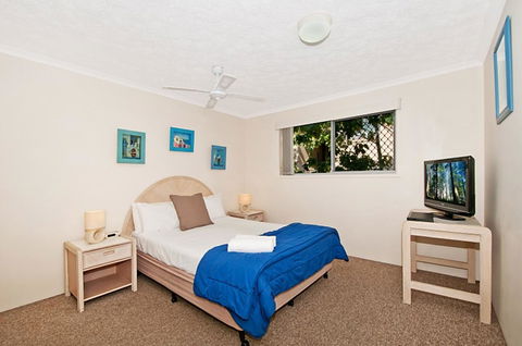 Champelli Palms Apartments - Accommodation Cairns 6