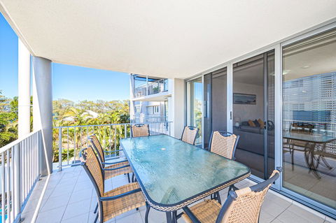 On The Bay Apartments - Accommodation Cairns 6